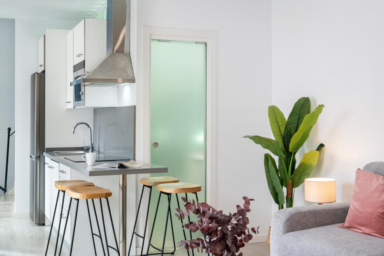 Correduria Suites Apartments Sevilla Bagian luar foto
